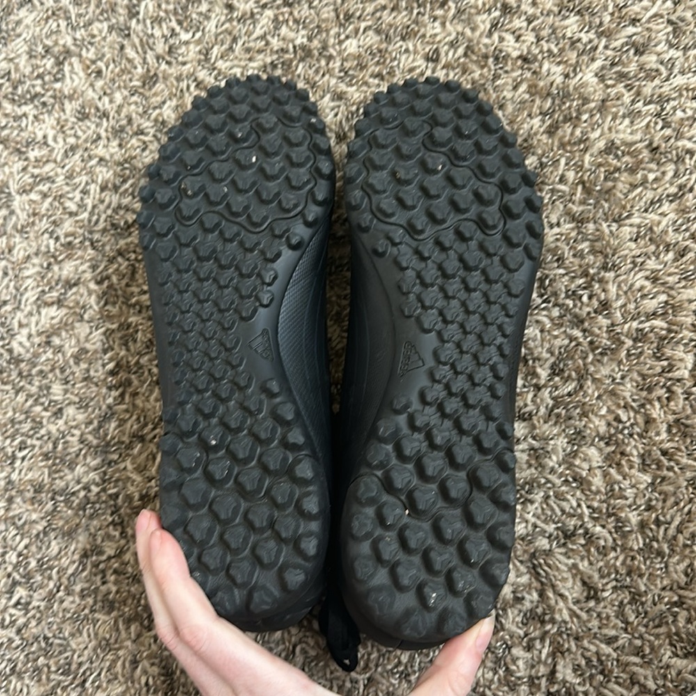 Men’s Adidas predator edge 4 turf shoes - Picture 4 of 4